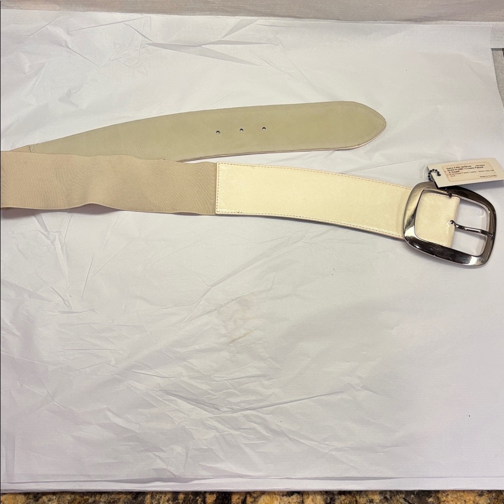 Suzi Roher Wide Patent Leather Stretch Belt